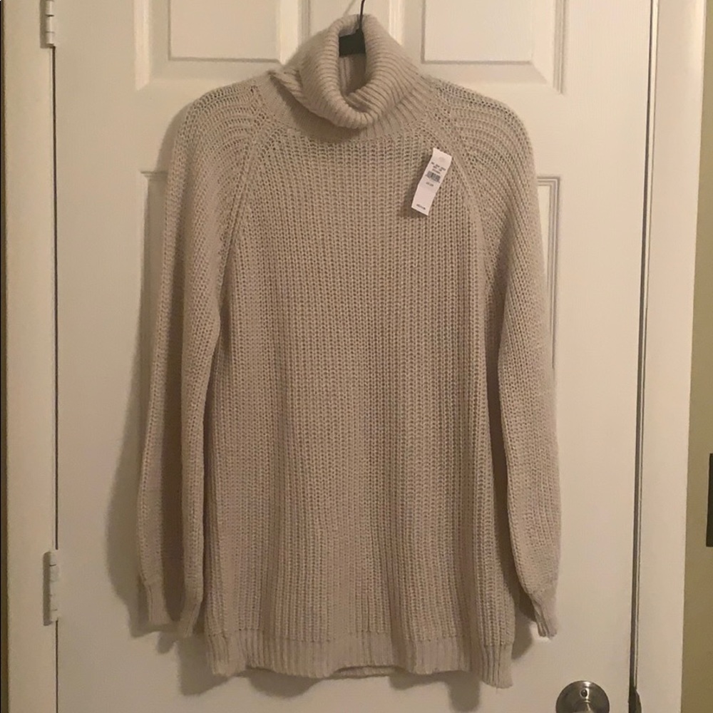 AE / Don’t Ask Why sweater